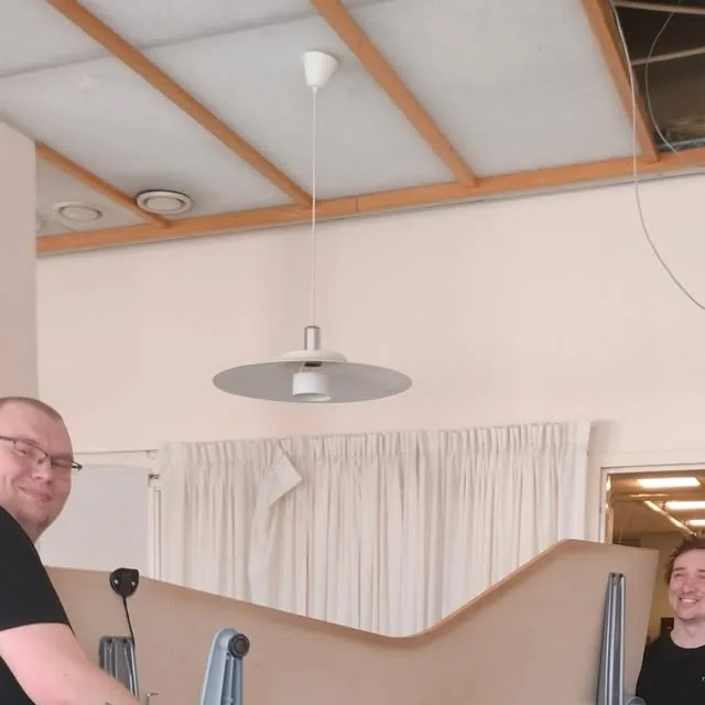 TT Service hjälper kund med ommöblering